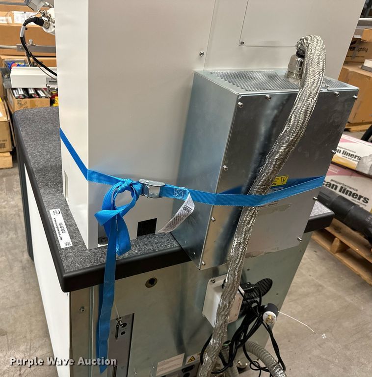 image for item NU9392 Zeiss Sigma VP 01-54 field emission scanning electron microscope