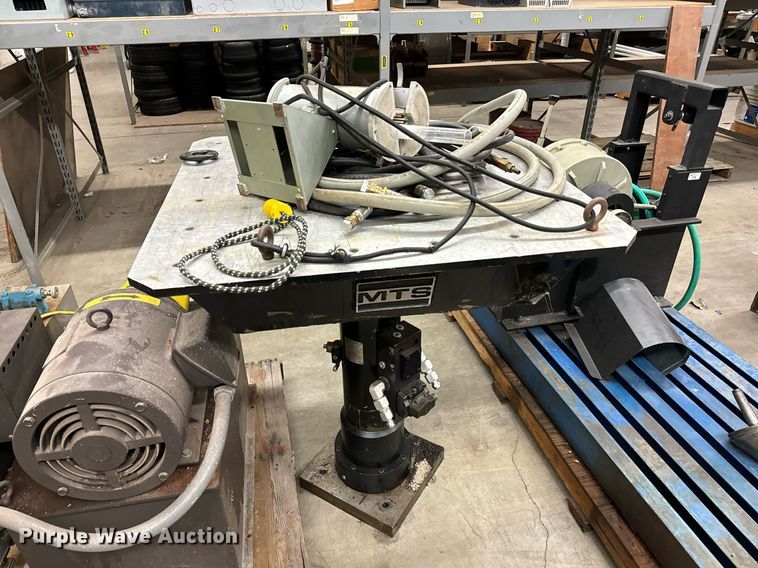 image for item NU9394 MTS seismic simulation system