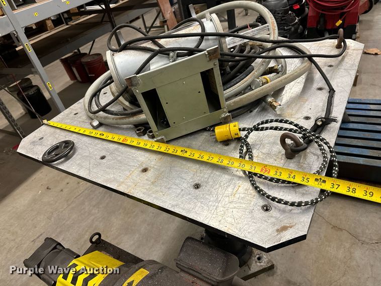 image for item NU9394 MTS seismic simulation system