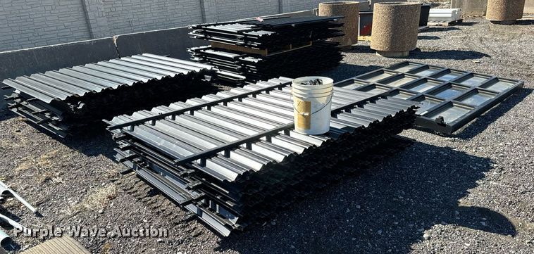 image for item NU9398 Fencing materials 