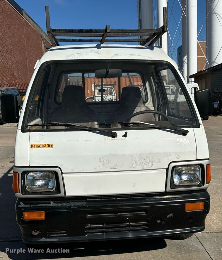 image for item NU9400 1996 Daihatsu  S80LP-JTRK mini truck