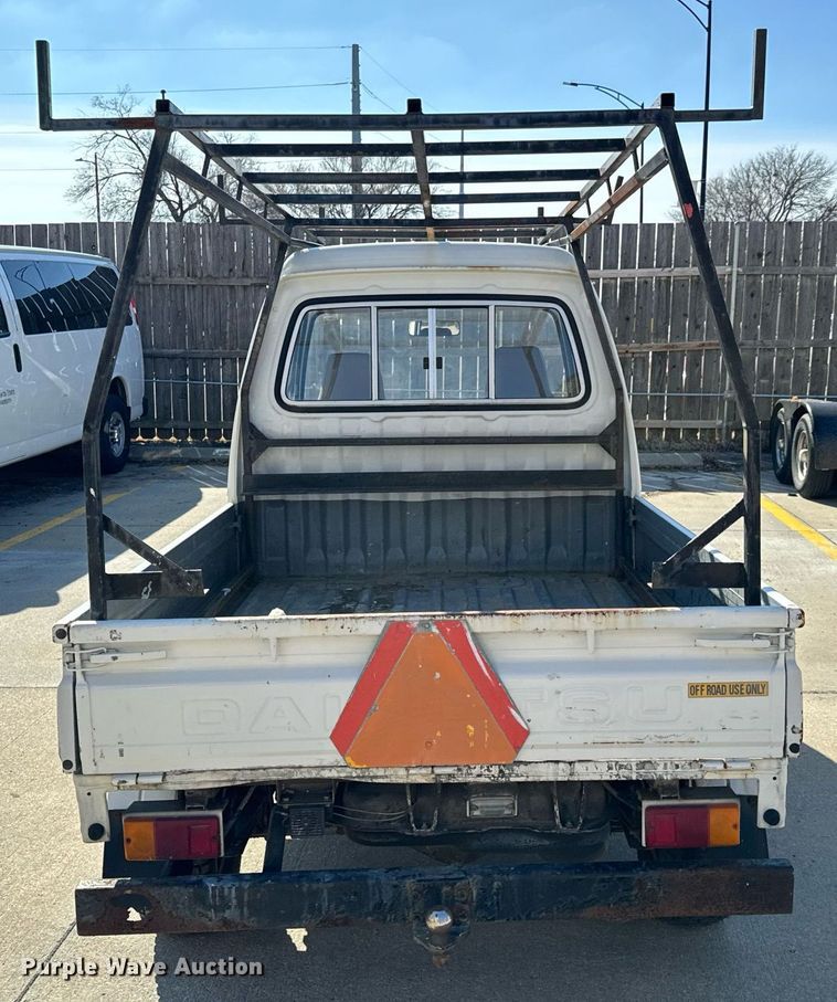 image for item NU9400 1996 Daihatsu  S80LP-JTRK mini truck