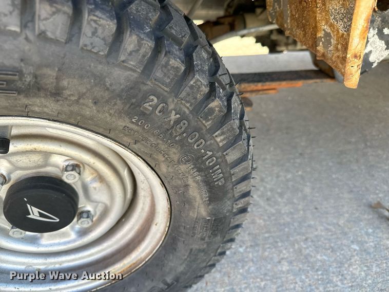 image for item NU9400 1996 Daihatsu  S80LP-JTRK mini truck