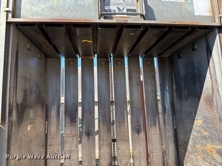 image for item NU9401 Selco Balers V1-5 cardboard baler