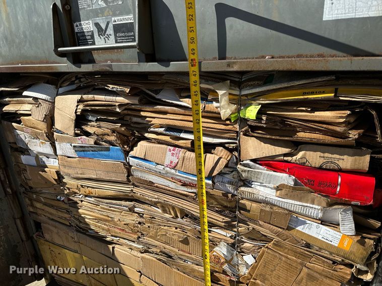 image for item NU9401 Selco Balers V1-5 cardboard baler