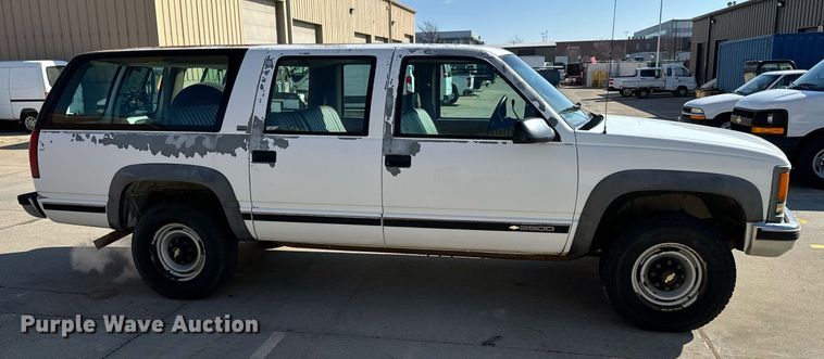 image for item NU9402 1994 Chevrolet  2500 SUV