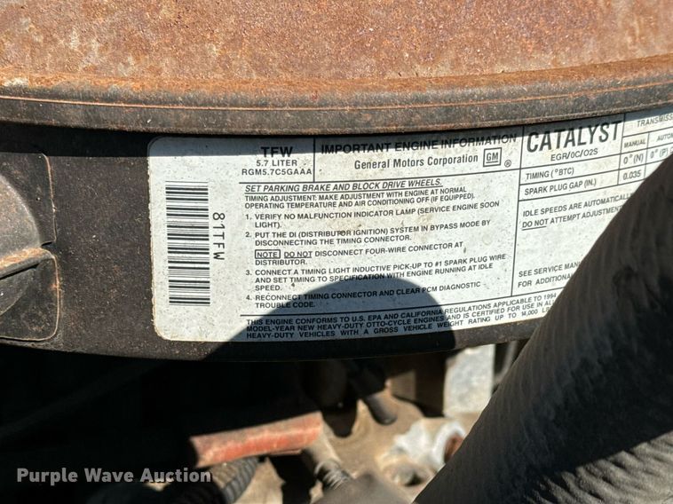 image for item NU9402 1994 Chevrolet  2500 SUV