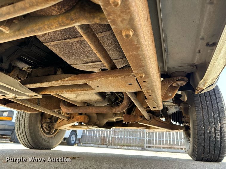 image for item NU9402 1994 Chevrolet  2500 SUV