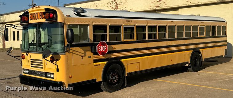 image for item NU9433 2009 Blue Bird school bus