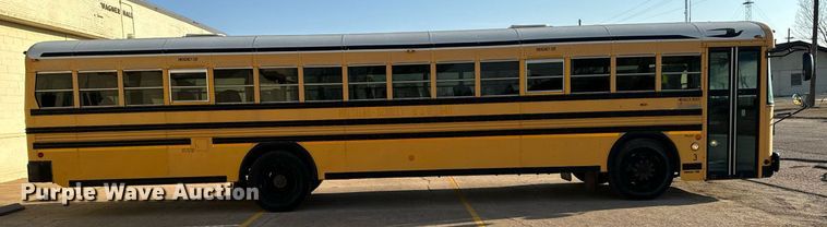 image for item NU9433 2009 Blue Bird school bus