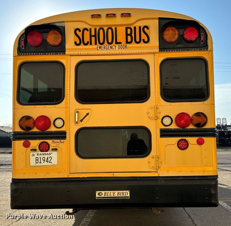 image for item NU9433 2009 Blue Bird school bus
