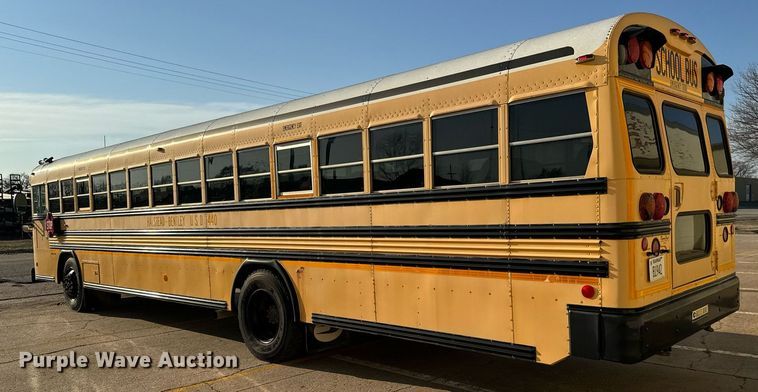 image for item NU9433 2009 Blue Bird school bus