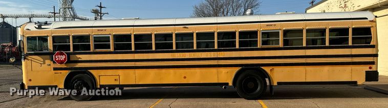 image for item NU9433 2009 Blue Bird school bus