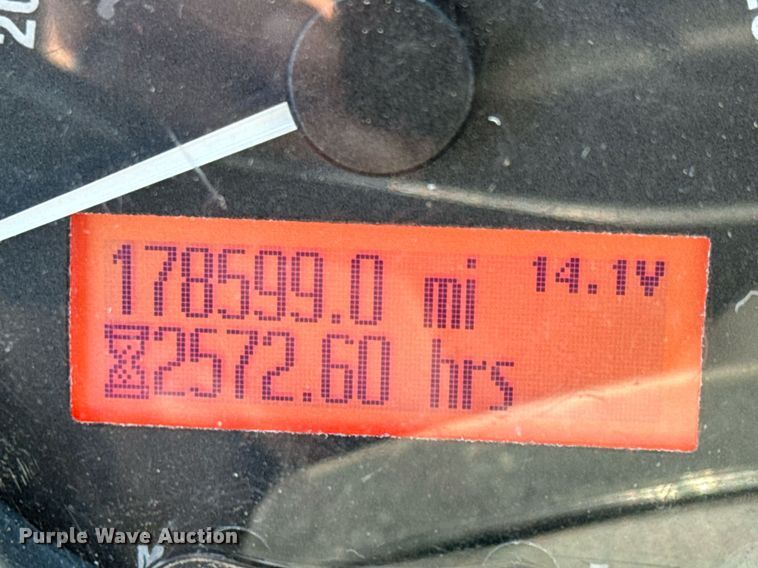 image for item NU9433 2009 Blue Bird school bus