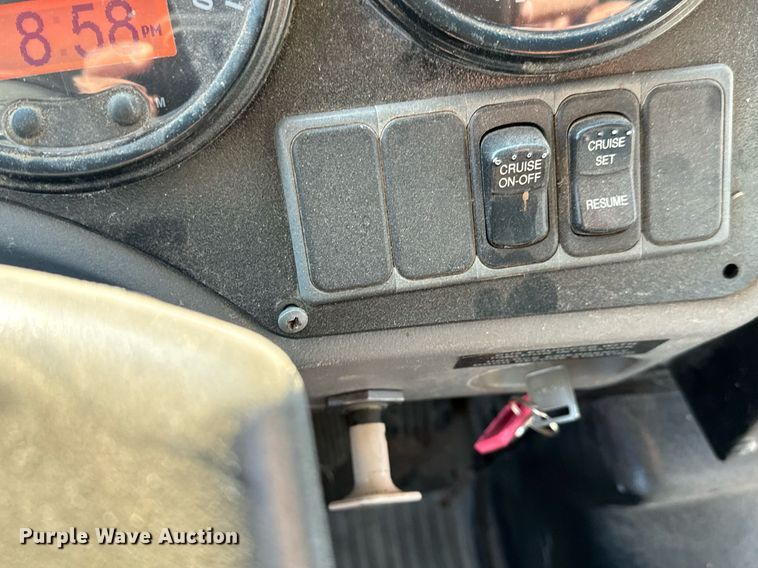 image for item NU9433 2009 Blue Bird school bus