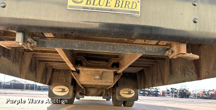 image for item NU9433 2009 Blue Bird school bus