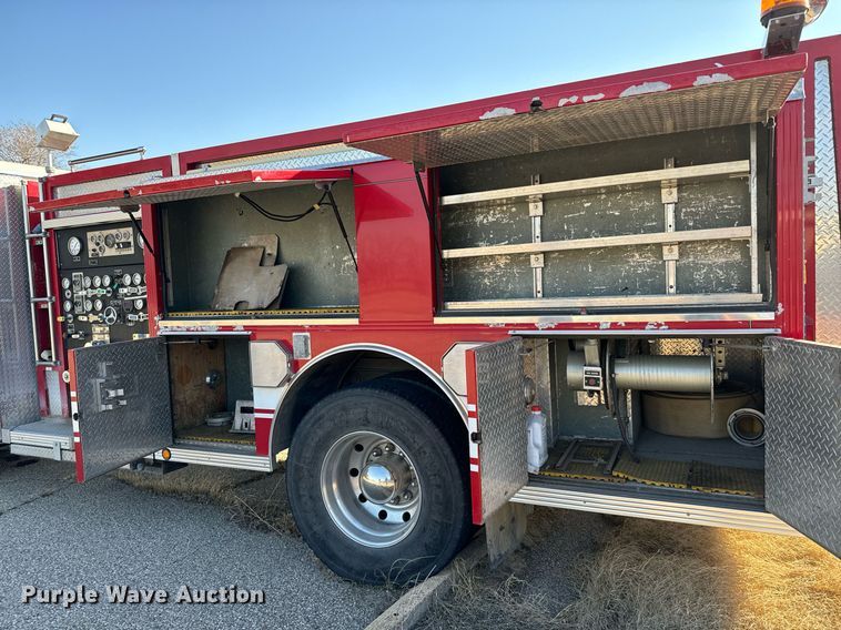 image for item NU9436 1993 Spartan  GA40M-2142 pumper fire truck