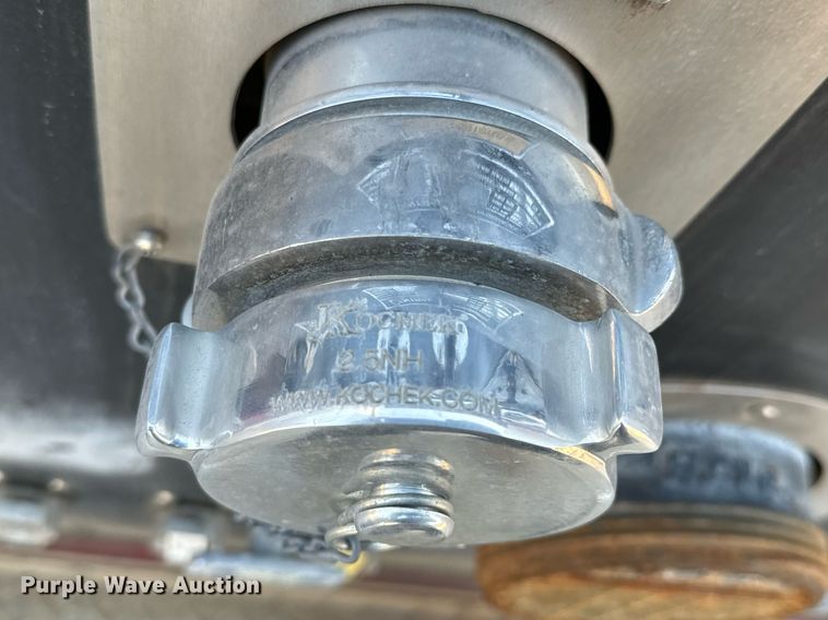 image for item NU9436 1993 Spartan  GA40M-2142 pumper fire truck