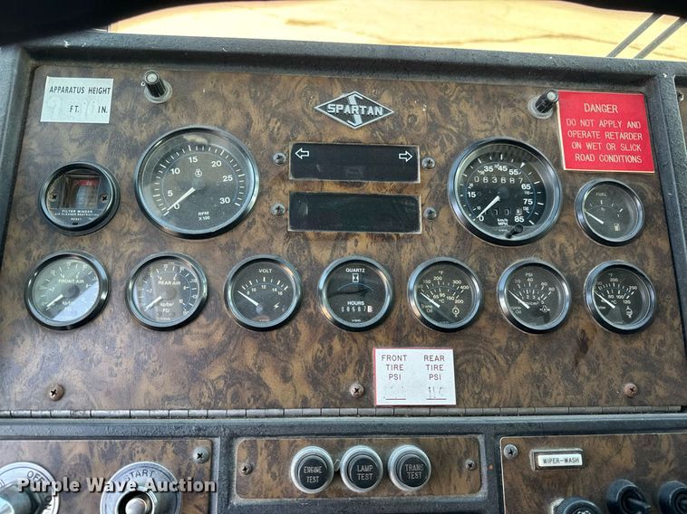 image for item NU9436 1993 Spartan  GA40M-2142 pumper fire truck