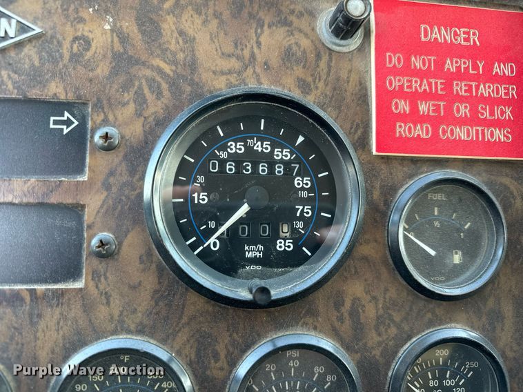 image for item NU9436 1993 Spartan  GA40M-2142 pumper fire truck