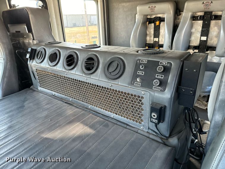 image for item NU9436 1993 Spartan  GA40M-2142 pumper fire truck