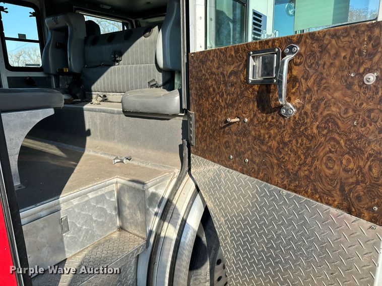 image for item NU9436 1993 Spartan  GA40M-2142 pumper fire truck