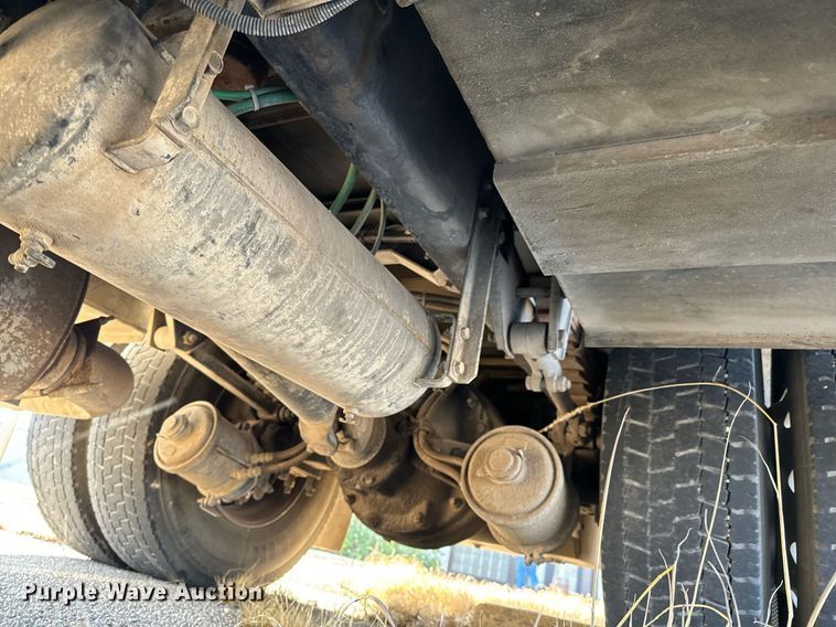 image for item NU9436 1993 Spartan  GA40M-2142 pumper fire truck