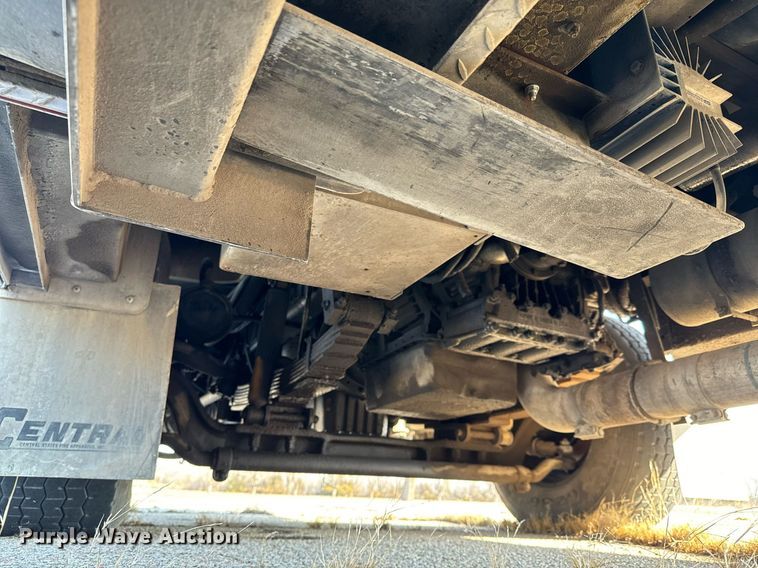 image for item NU9436 1993 Spartan  GA40M-2142 pumper fire truck