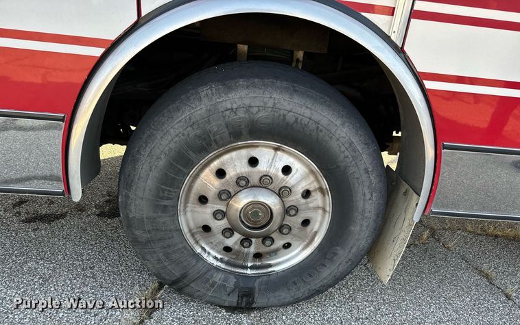 image for item NU9436 1993 Spartan  GA40M-2142 pumper fire truck