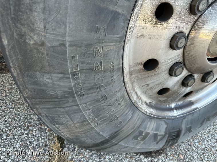 image for item NU9436 1993 Spartan  GA40M-2142 pumper fire truck