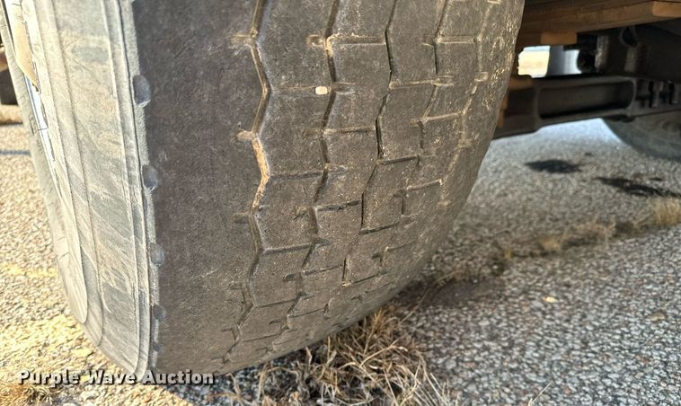 image for item NU9436 1993 Spartan  GA40M-2142 pumper fire truck