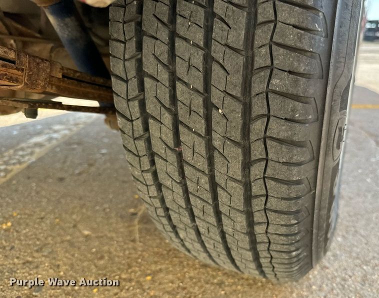 image for item NU9439 1997 Chevrolet S10 Ext. Cab pickup truck