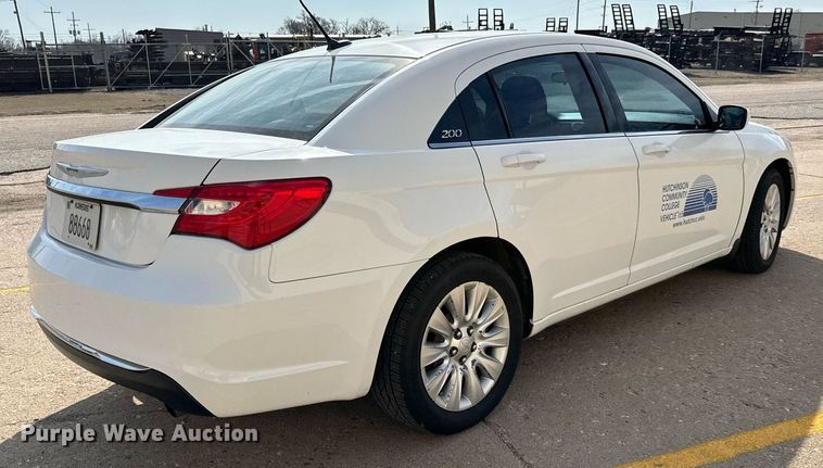 image for item NU9441 2014 Chrysler  200 