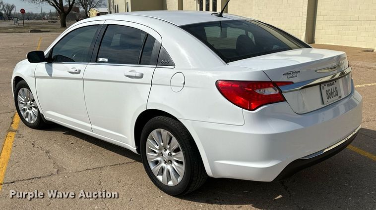 image for item NU9441 2014 Chrysler  200 