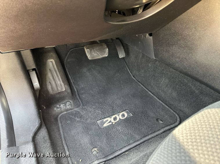 image for item NU9441 2014 Chrysler  200 