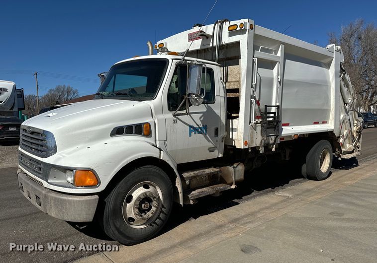 image for item NU9456 2007 Sterling Acterra refuse truck