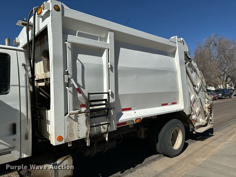 image for item NU9456 2007 Sterling Acterra refuse truck
