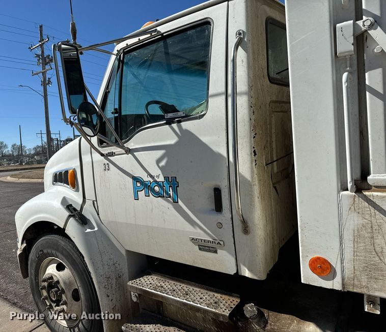 image for item NU9456 2007 Sterling Acterra refuse truck