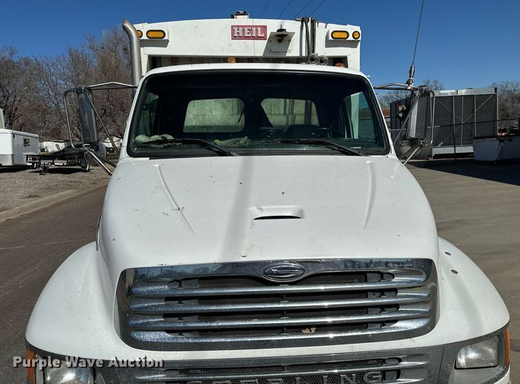 image for item NU9456 2007 Sterling Acterra refuse truck