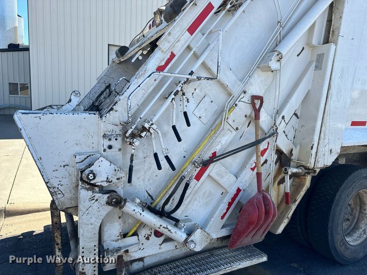 image for item NU9456 2007 Sterling Acterra refuse truck