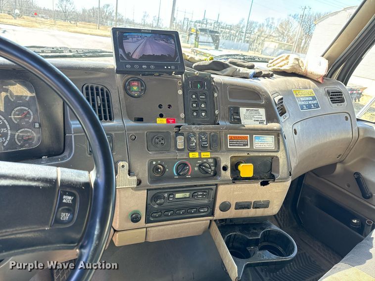 image for item NU9456 2007 Sterling Acterra refuse truck