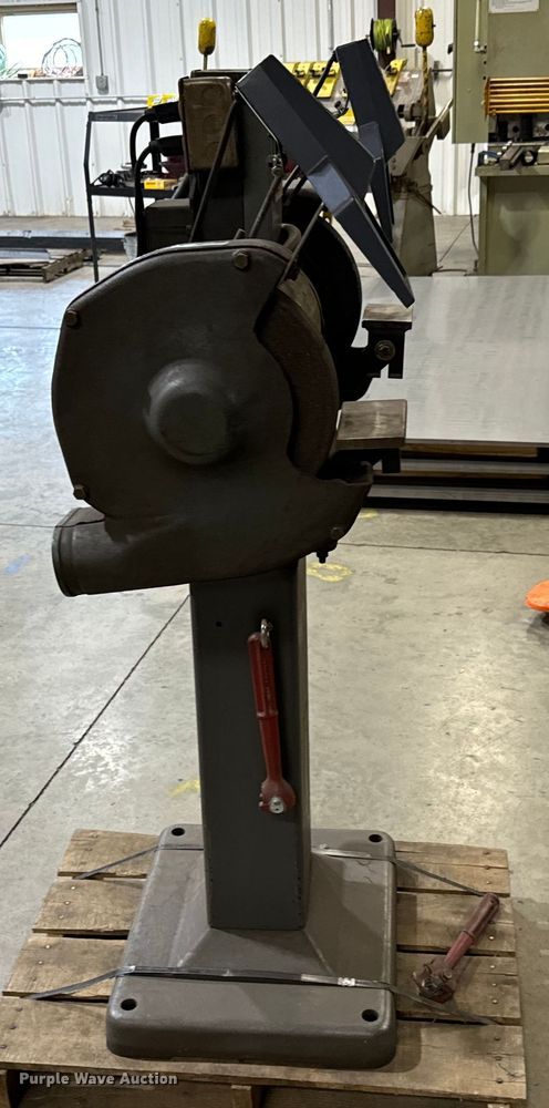 image for item NU9477 Baldor grinder