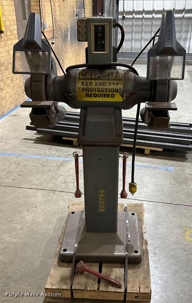 image for item NU9477 Baldor grinder