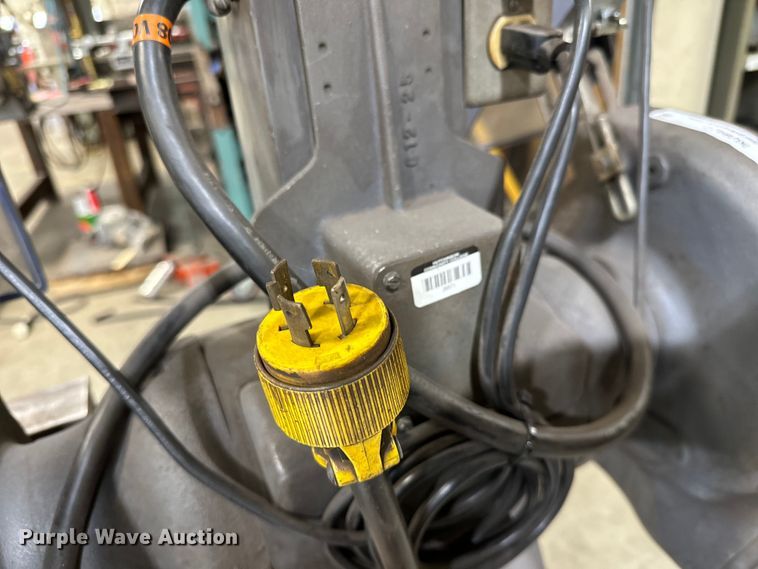 image for item NU9477 Baldor grinder