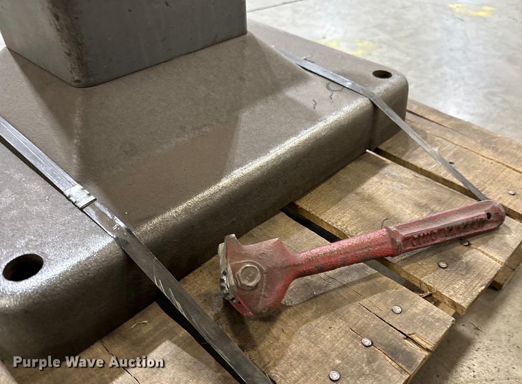 image for item NU9477 Baldor grinder