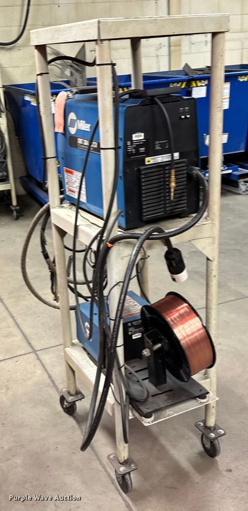 image for item NU9479 Miller XMT 304 CC/CV welder