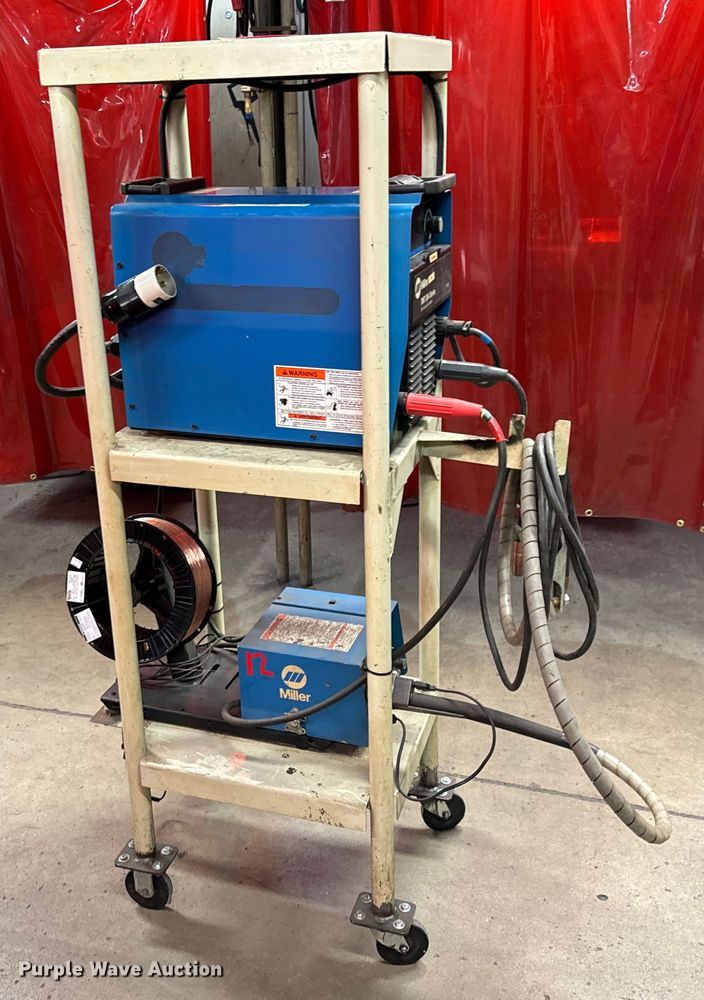image for item NU9480 Miller XMT 304 CC/CV welder