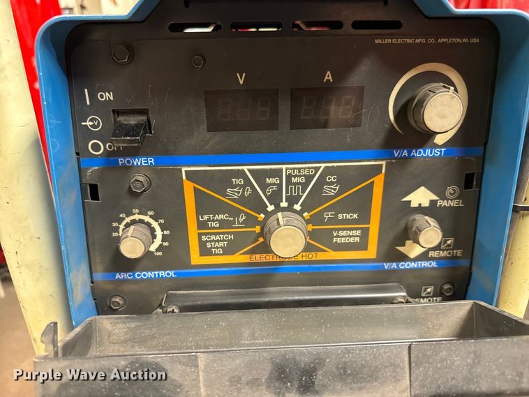 image for item NU9481 Miller XMT 304 CC/CV welder
