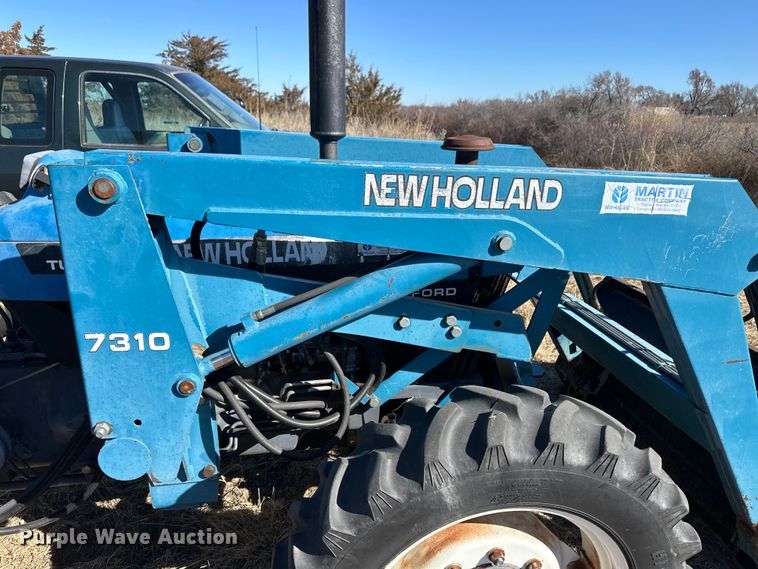 image for item OA9532 Ford 4630 MFWD tractor