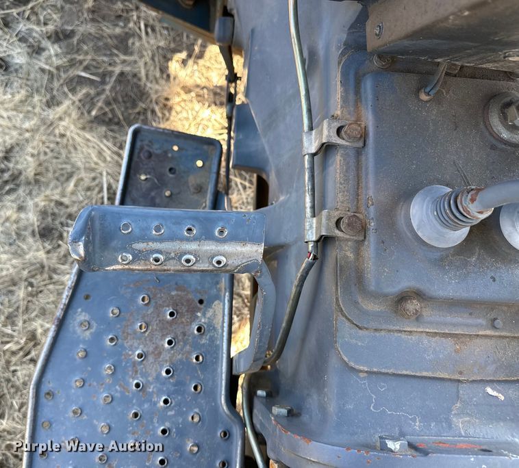 image for item OA9532 Ford 4630 MFWD tractor